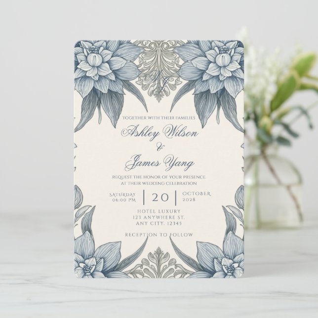 Convite de Casamento Botânico Floral Azul Elegante (Em pé/Frente)