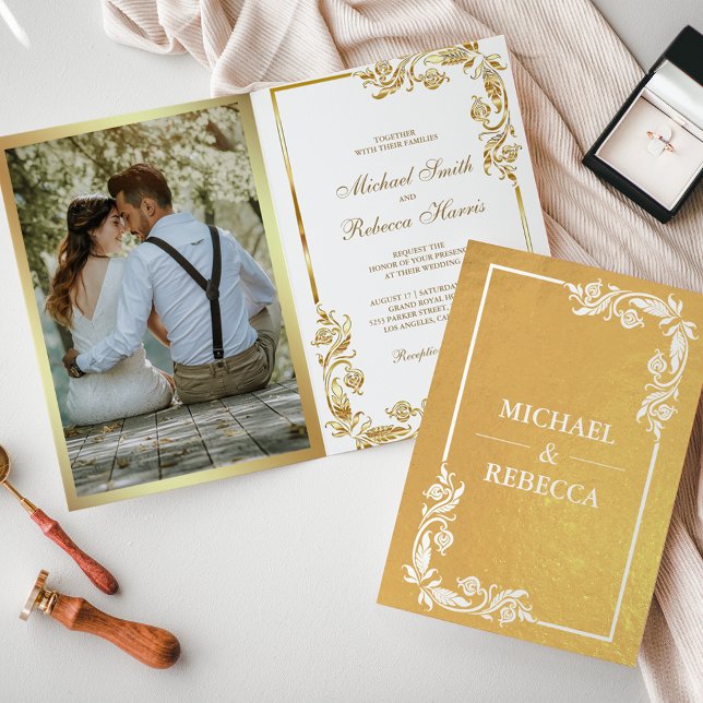 Convite de Casamento Branco com Foto Floral em Fol (Criador carregado)