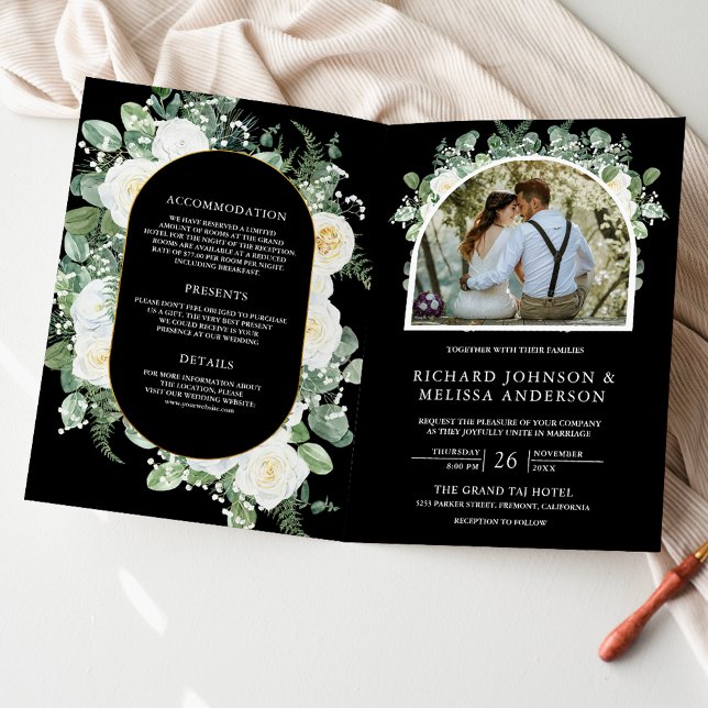 Convite de Casamento Código QR Preto Floral Marfim (Criador carregado)