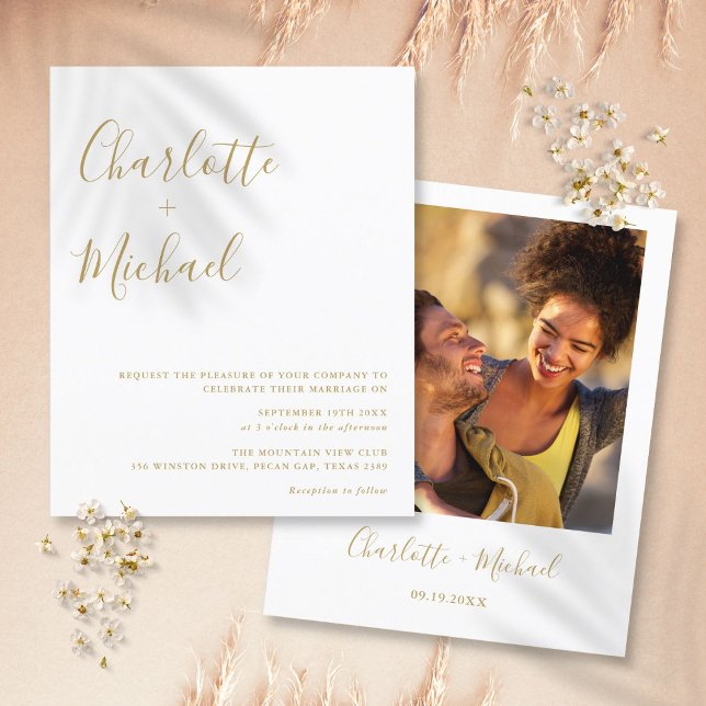 Convite de Casamento com Foto e Letra Dourada Econ (Budget Gold Script Photo Wedding Invitation)