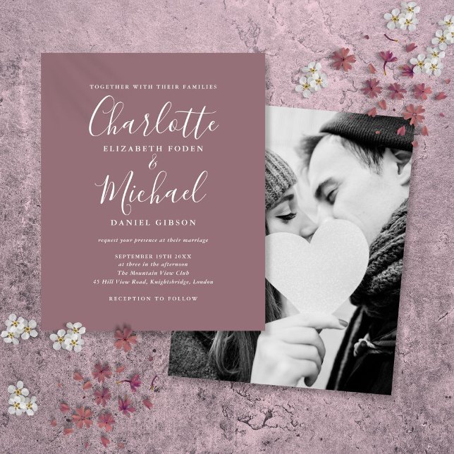 Convite de Casamento com Foto e Letra Script Mauve (Budget Mauve Script Photo Wedding Invitation)