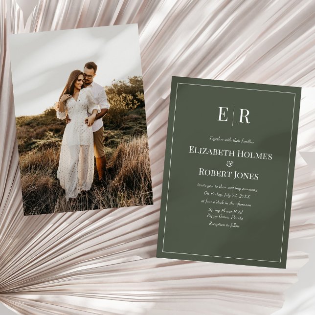 Convite de Casamento com Foto e Monograma em Oliva (Dark Olive Minimalist Monogram & Photo Wedding Invitation on a neutral dry palm leaf.)