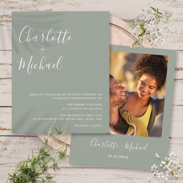 Convite de Casamento com Foto em Verde Sage com Or (Budget Script Sage Green Photo Wedding Invitation)
