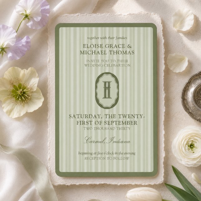 Convite de Casamento com Listras em Verde Sage Mon (Sage Green Stripe Monogram Wedding Invitation)