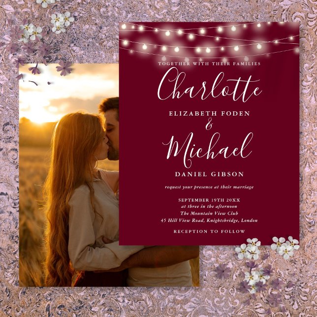 Convite de Casamento com Luzes de Borgonha Econômi (Budget Burgundy Lights Photo Wedding Invitation)