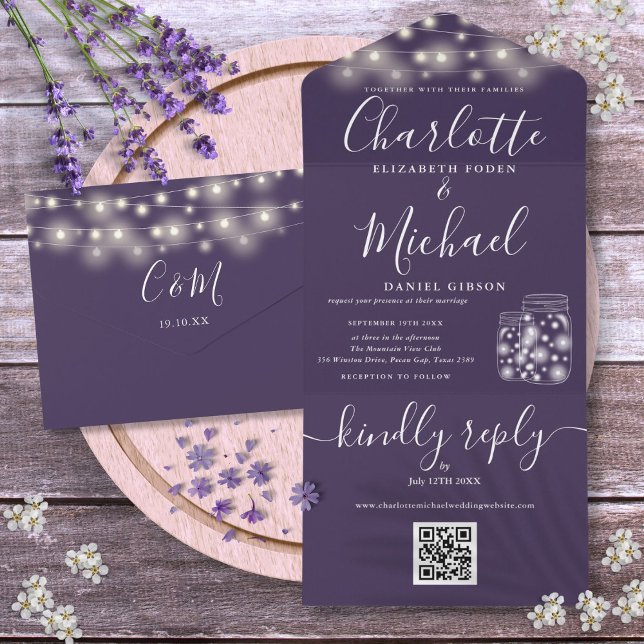 Convite de Casamento com Luzes de Corda e Pote de  (Purple QR Code Mason Jars String Light Wedding All In One Invitation)
