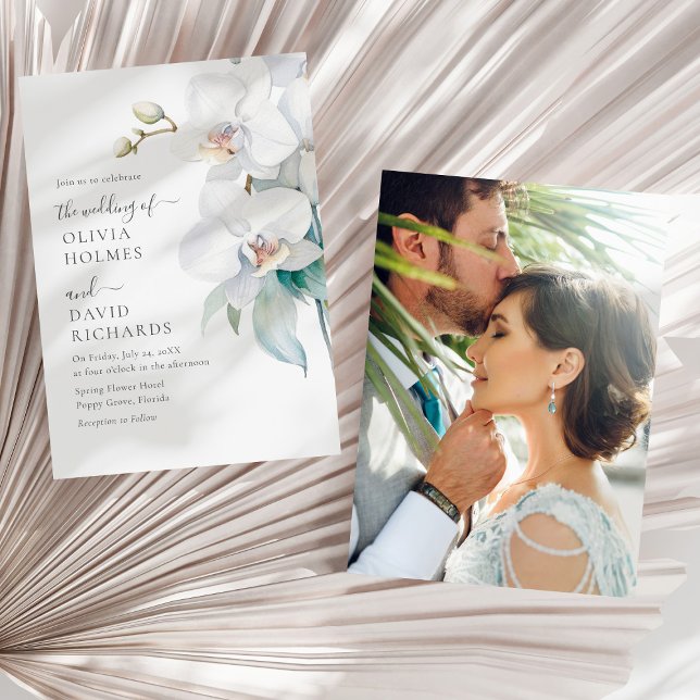 Convite de casamento de Fotografia Orquídea Branca (Modern Elegant White Orchid Photo Wedding Invite on a sunny white dry palm leaf.)