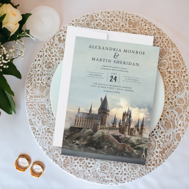 Convite de Casamento do Castelo de Hogwarts | Harr (Card on table)