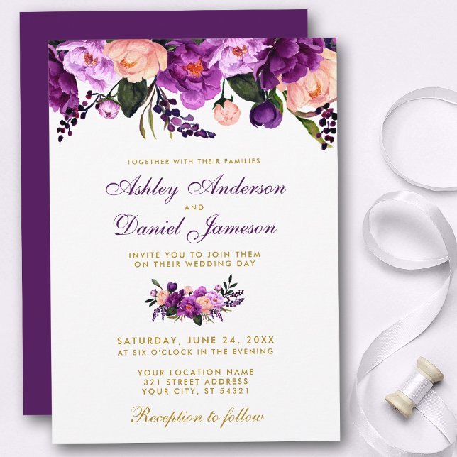 Convite de casamento Dourado Floral Puro Ultra Vio (Customize to change text color, style, add text & photos to back or change color of back of card.)