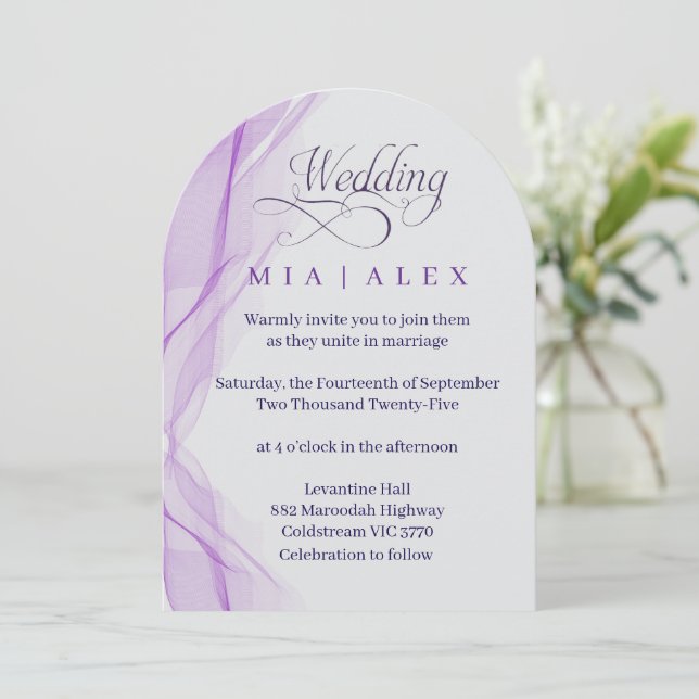 Convite de Casamento Elegante Arco Lavanda (Em pé/Frente)