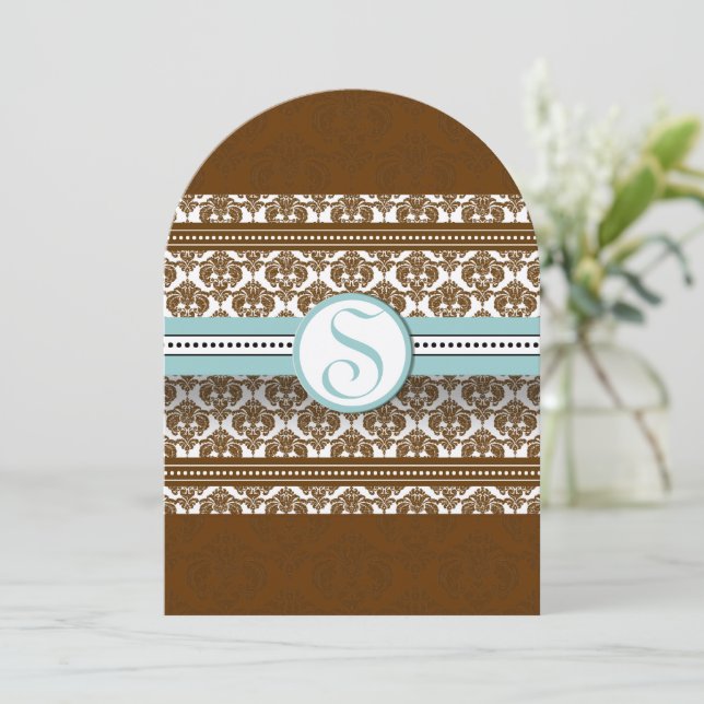 Convite de Casamento em Damask Marrom com Corte Az (Em pé/Frente)