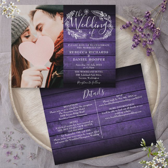 Convite de Casamento em Madeira Roxa Tudo em Um (Budget All In One Purple Wood Photo Wedding Invite)