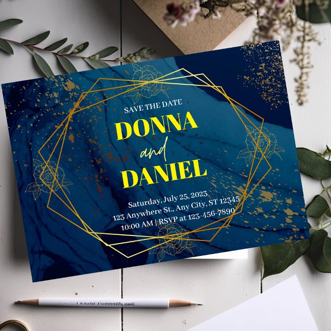 Convite de Casamento Floral Azul Marinho (Criador carregado)