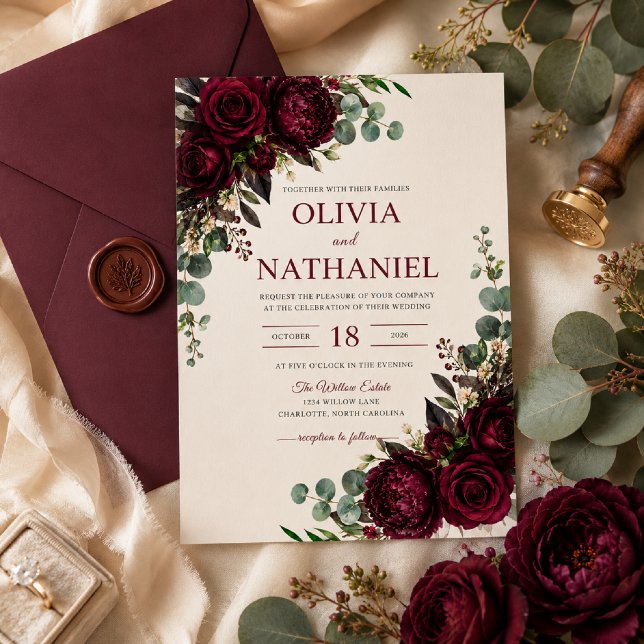 Convite de Casamento Floral Borgonha Mal-humorado (Criador carregado)