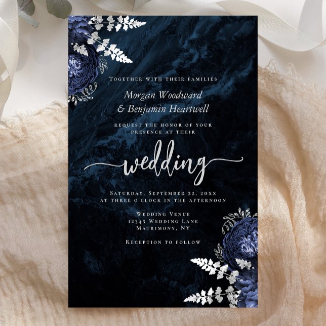 Convite de Casamento Floral Prata Azul Marinho no  (Criador carregado)