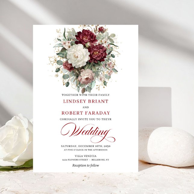 Convite de Casamento Moderno em Burgundy e Flores  (Modern Burgundy and White Flowers Wedding Invitation)