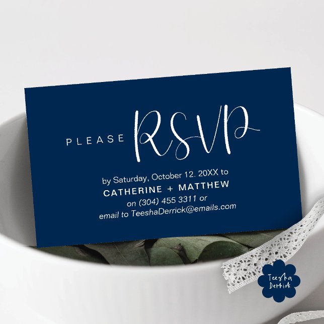 Convite de Casamento Moderno Lembrete de Confirmaç (Modern Wedding Celebration Invites RSVP Reminder Enclosed Card in Aesthetic Navy Blue)