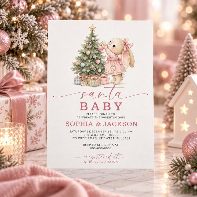 Convite de Chás de Bebê de Natal da Coelhinho Sant (Santa Baby bunny Christmas baby shower invitation displayed with gifts and string lights)