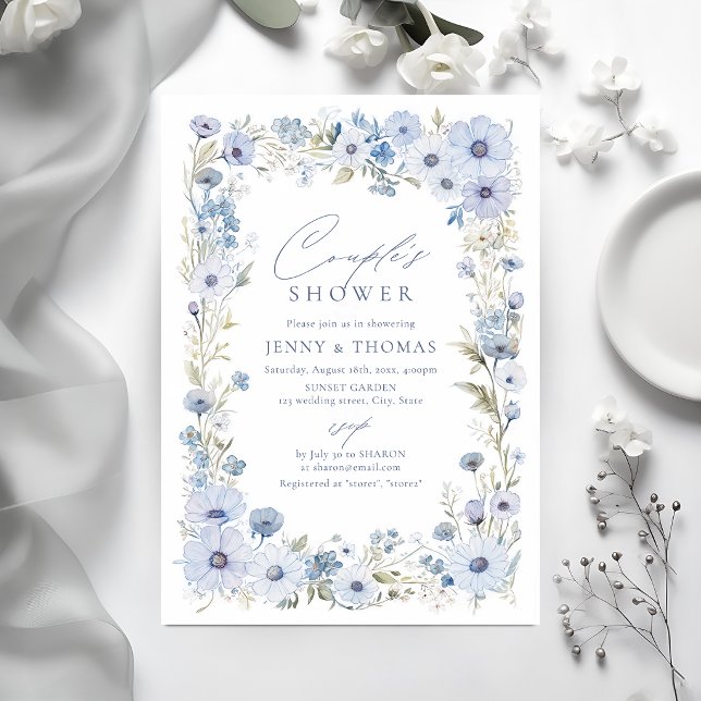 Convite de Chuveiro de Casais com Borda de Flor Si (Dusty Blue Wildflower Border Couples Shower Invitation)