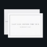 Convite de despedida de solteira branco moderno<br><div class="desc">Este convite de despedida de solteira branco minimalista e elegante apresenta tipografia moderna e texto limpo para um design branco simples e elegante que você vai adorar. Adicione texto personalizado para fornecer qualquer informação adicional necessária para seus convidados. Sinta-se à vontade para me enviar uma mensagem com qualquer dúvida relacionada...</div>