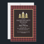 Convite de Festa de Despedida de Solteiro na Neve<br><div class="desc">Uma festa de despedida, fim de semana de esqui, convite com um fundo xadrez vermelho e preto de búfalo e três árvores douradas com topos nevados. (Vetores de Férias de Natal por Vecteezy). O cartão é fácil de personalizar com sua redação, fonte, cor da fonte, opções de forma de papel...</div>