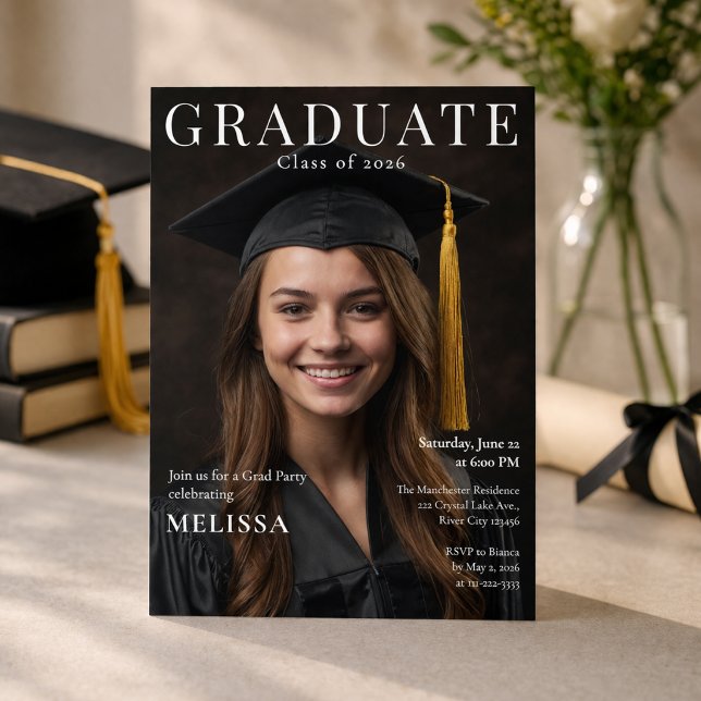 Convite de Festa de Formatura com Foto de Revista (Editable magazine style graduation invite with photo, clean modern layout)