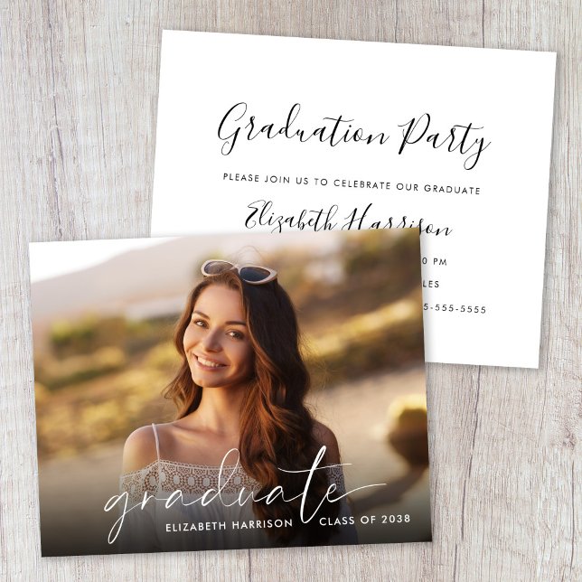 Convite de festa de formatura com roteiro de foto  (Budget Photo Script Graduation Party Invitation)
