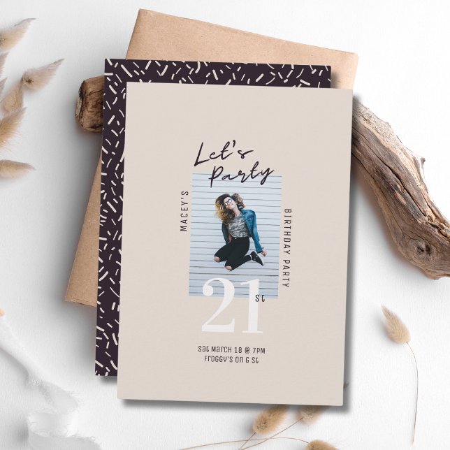 Convite de festas de aniversário de 21 anos de fot (Criador carregado)