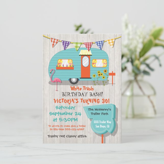 Convite de festas de Bacia de Aniversário do Lixo  (Em pé/Frente)