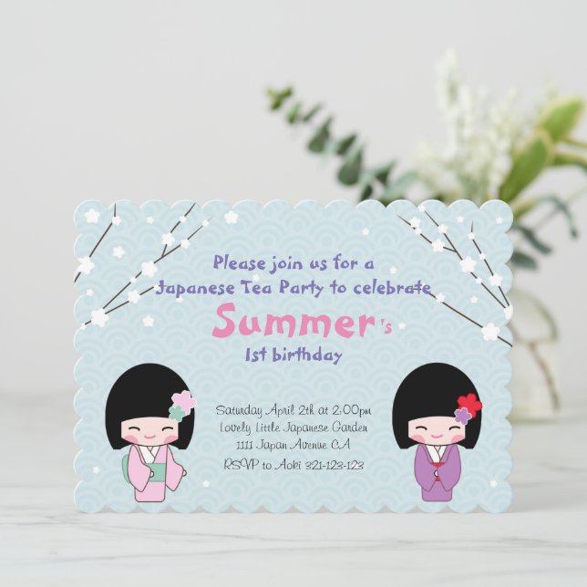 Convite de festas de chá japonês Kokeshi Doll (Em pé/Frente)