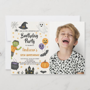 Convite de festas de crianças bonitas no Halloween
