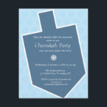 Convite de festas de Dreidel Chanukah<br><div class="desc">Dreidels é parte do divertimento de Hanukkah assim que mostre isso com este convite de Hanukkah. Um dreidel dos azuis cobaltos pega a maioria da parte dianteira do convite contra um fundo subtil do azul da estrela de David. Toda sua informação personalizada do partido vai dentro do dreidel. Disponível em...</div>