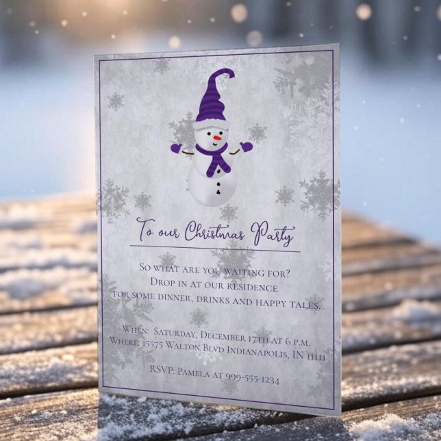 Convite de festas de Natal Púrpura Cuja Neve (Purple Cute Snowman Christmas Party Invitation)