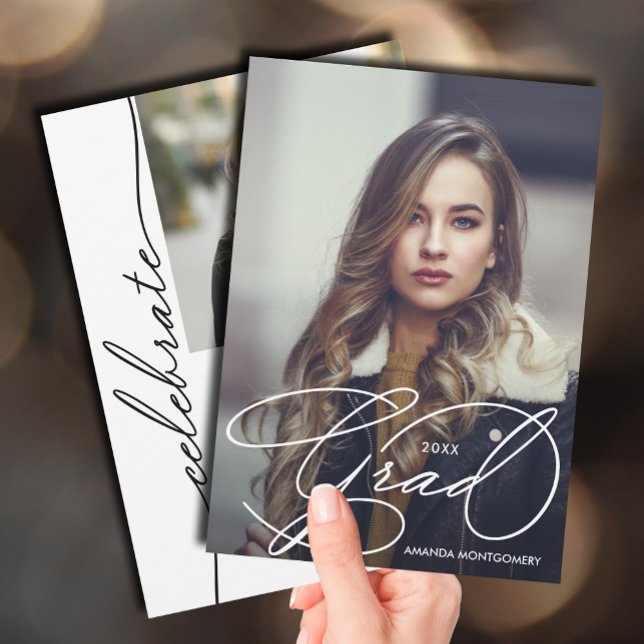 Convite de Formatura com Foto e Letra Elegante (Elegant Grad Script Photo Graduation Invitations)