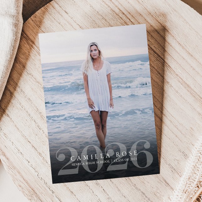 Convite de Foto de Formatura Bold Elegance 2026 (Bold Elegance 2026 Graduation Photo Invitation)