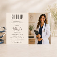 Convite de Foto de Médico Elegante