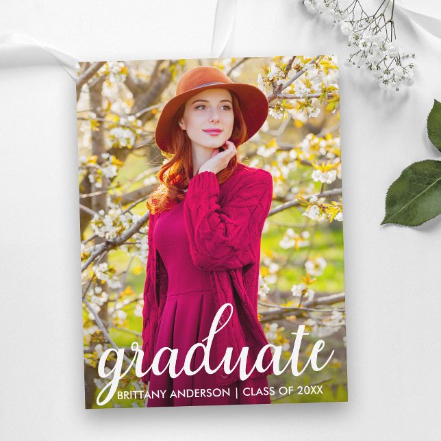 Convite de Foto para Festa de Formatura Moderno e  (Customize to change your personalized text size or text style.)