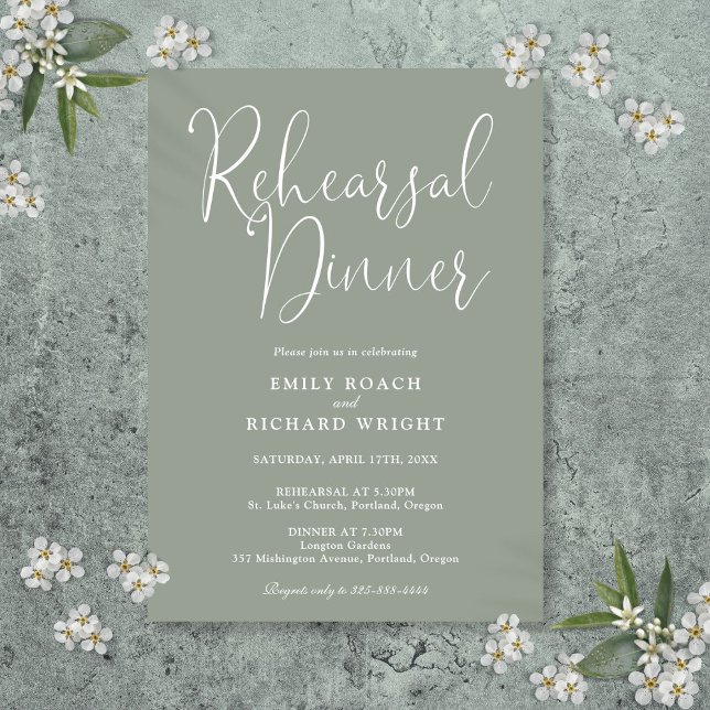 Convite de Jantar de Rehearsal em Script Moderno E (Elegant Modern Script Sage Green Rehearsal Dinner Invitation)