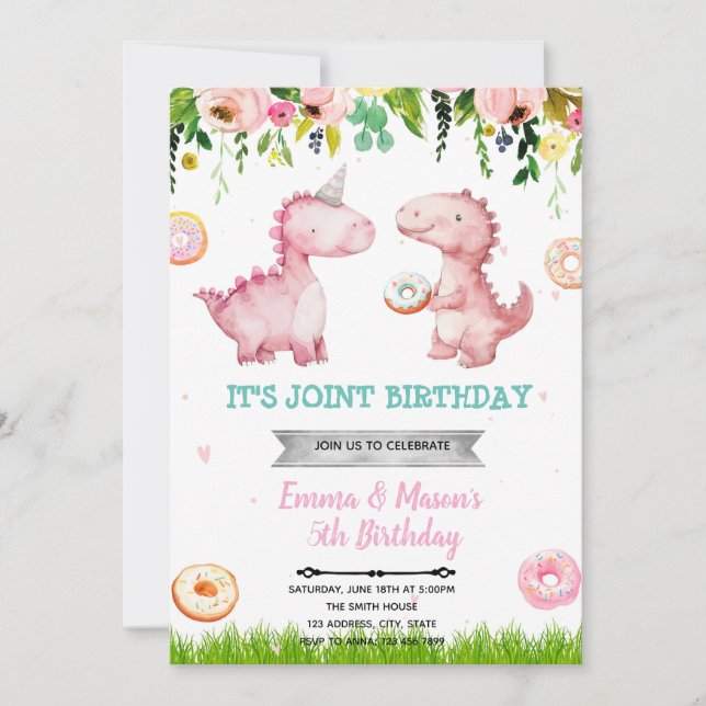 convite de menina de Donuts e Dinossauros (Frente)