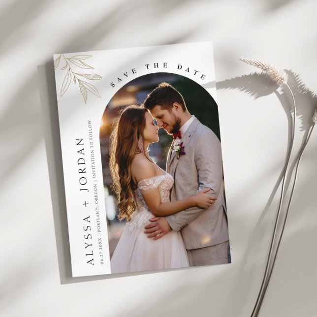 Convite de Save the Date de Arco Floral com Foto (Criador carregado)