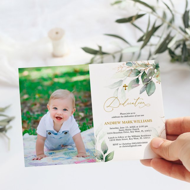 Convite Dedicação de Fotos Eucalyptus Verde e Dourada (Criador carregado)