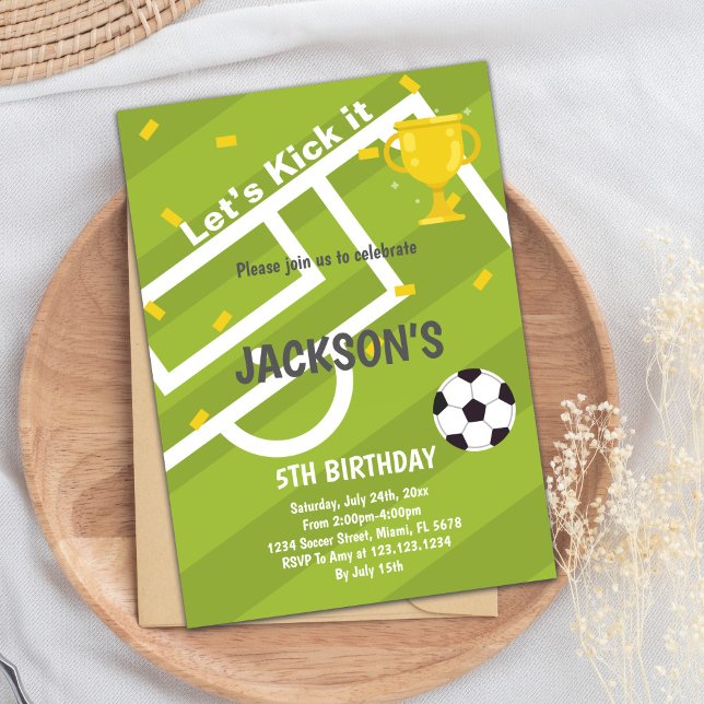 Convite Design do Partido Esportivo Verde Claro (World Cup Light Green Soccer Birthday Invitations)