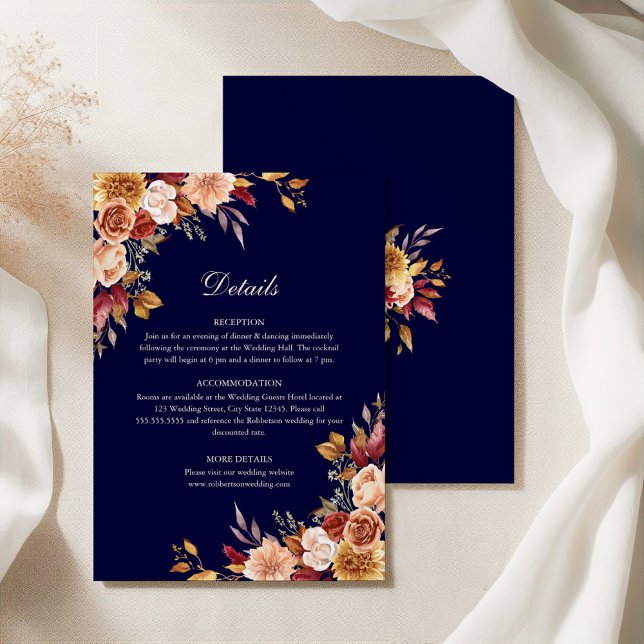 Convite Detalhes do Casamento Floral Laranja Azul e Queima (Navy Blue & Burnt Orange Floral Wedding Details Invitation on an elegant silky tablecloth)