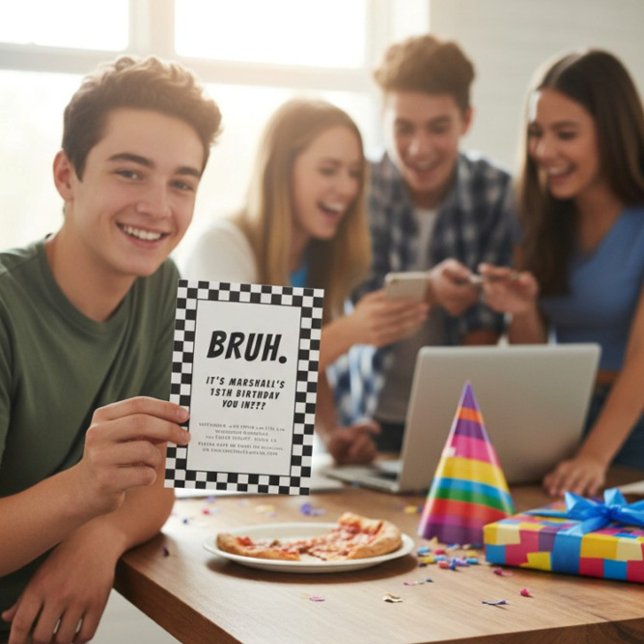 Convite Dia de aniversário dos meninos modernos do xadrez  (Criador carregado)