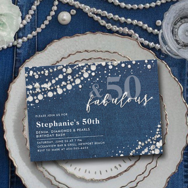 Convite Diamantes Pearls Denim Chic Fabuloso 50º Aniversár (50th birthday invitation women denim diamonds pearls modern elegant classy chic bling glitz glam)