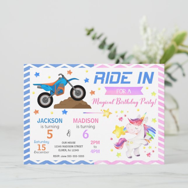 Convite Dirt Bike & Unicorn Joint Birthday Invitation (Em pé/Frente)