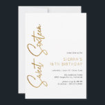 Convite Doce Sessenta White e Dourado Script 16º Aniversár<br><div class="desc">16 convites modernos e doces com escrita manual. Design baseado em tipo com sotaques dourados falsos. Observe que o efeito Dourado é replicado por um gráfico de alta qualidade. Não será utilizada qualquer folha de alumínio real.</div>