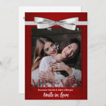 Dois Brides Vermelho com Casamento Branco