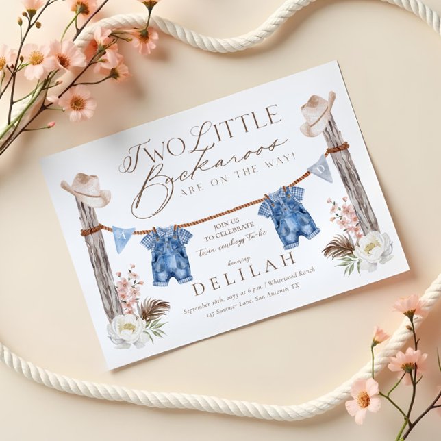 Convite Dois Buckaroos Gêmeos Estão a Caminho Chá de Bebê (Two Twin Buckaroos Are on The Way Baby Shower Invitation)