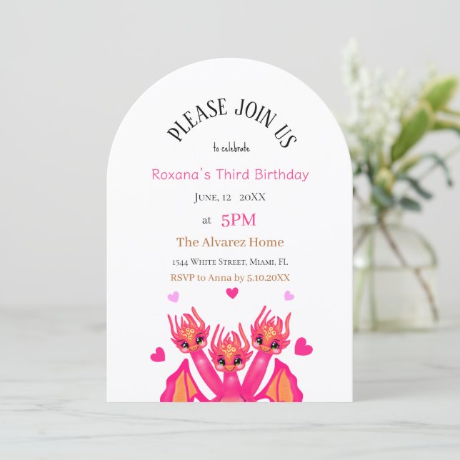 Convite Dragão de Aniversário Rosa tema (Em pé/Frente)